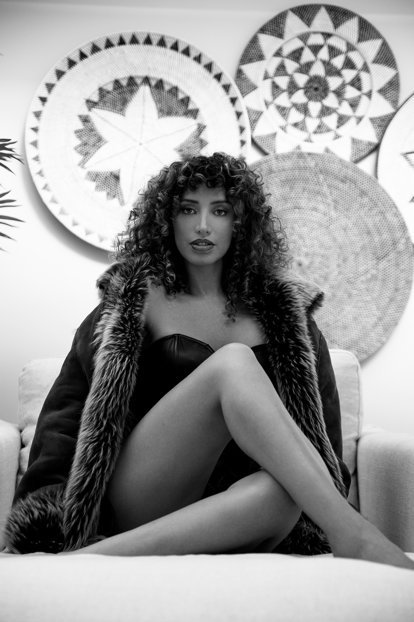 Sanlly en la portada de Intimacy
